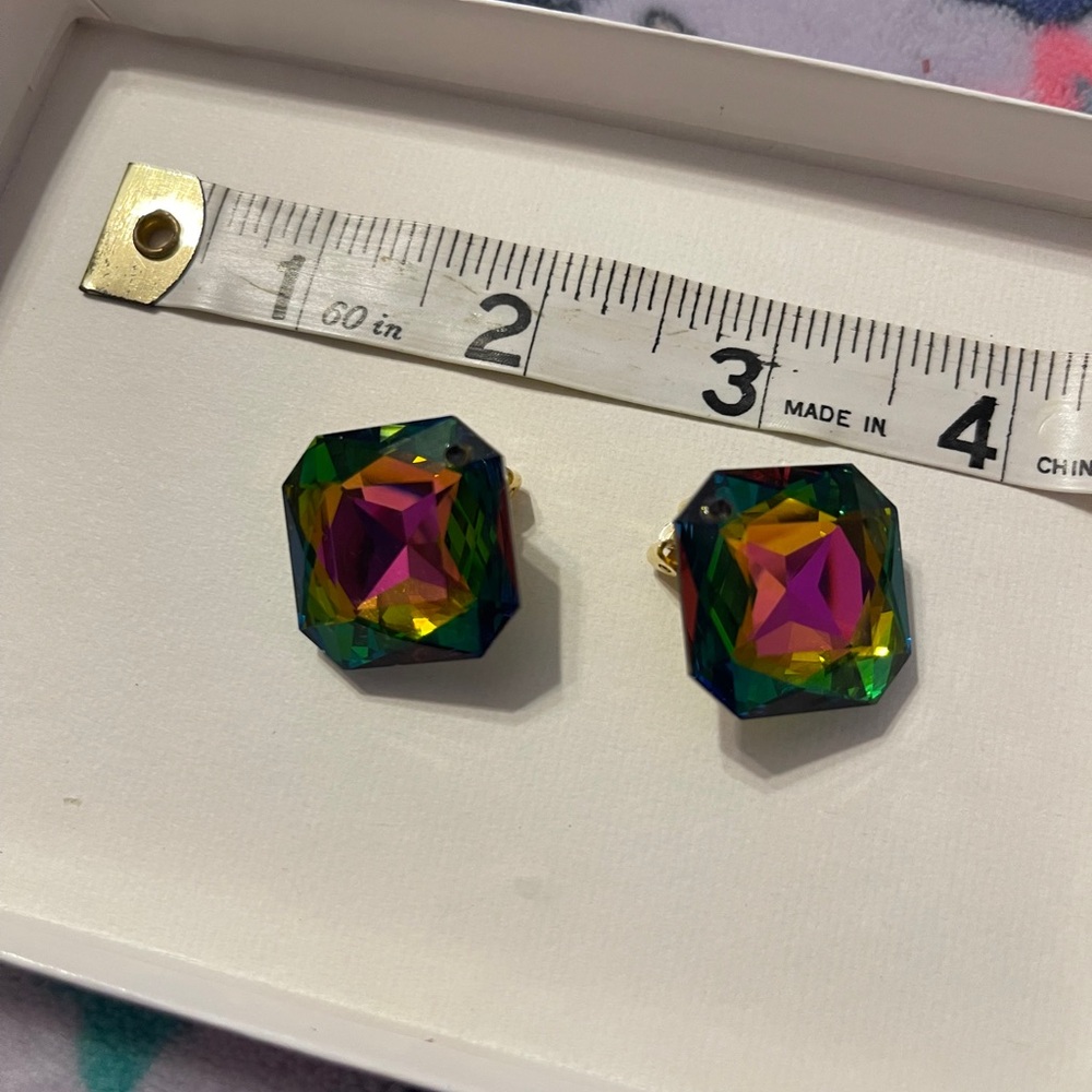 Clip-on earrings